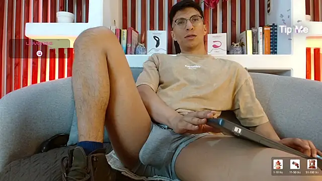 ApoloCruz online show from 04-07-26, 05:09