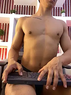 ApoloCruz online show from 09-19-25, 04:38