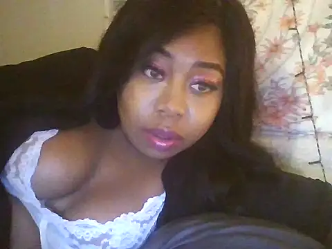 angeliquebelcali online show from 09-13-25, 06:35