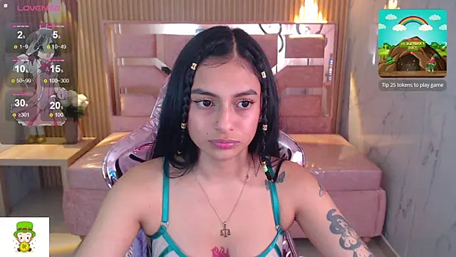 Snapshot of lilith_petit_sub chatting on 03-18-25, 09:23 lilith petit sub online show from 03-18-25, 09:23