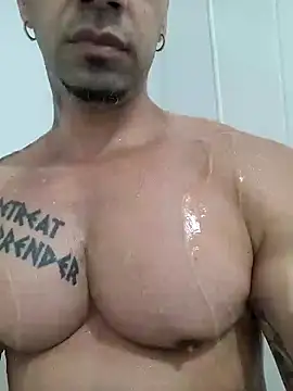 Snapshot of badbrown chatting on 03-14-25, 03:48 badbrown online show from 03-14-25, 03:48