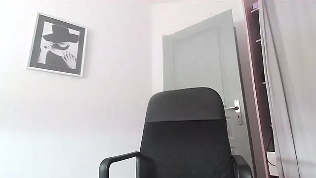 serena  vedette online show from 10-05-25, 11:45