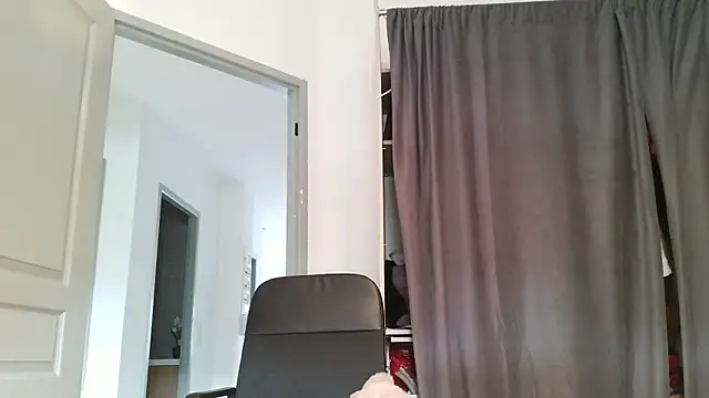 serena  vedette online show from 03-06-26, 09:26