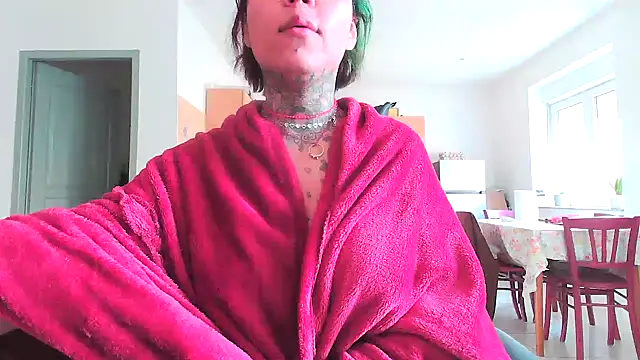 serena  vedette online show from 02-21-25, 11:33