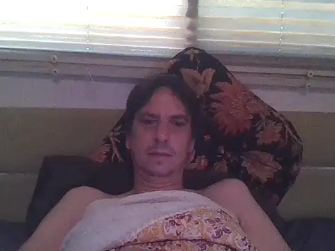 Snapshot of OnYourMarkGetSetGo chatting on 10-25-25, 04:18 OnYourMarkGetSetGo online show from 10-25-25, 04:18