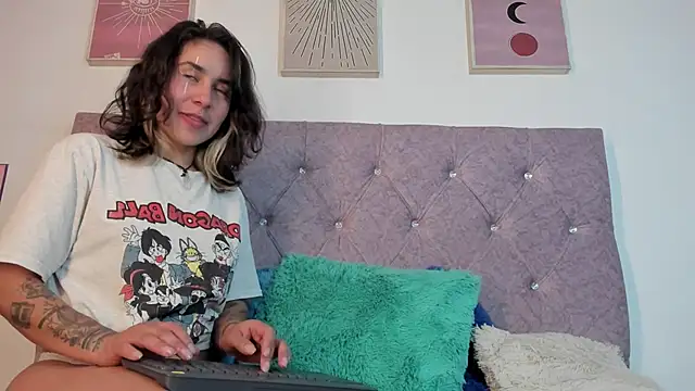 Snapshot of onix_bl4ck chatting on 03-15-25, 10:44 onix bl4ck online show from 03-15-25, 10:44