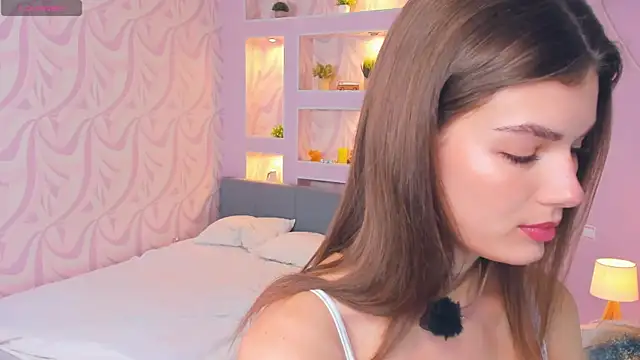 FloraDobb online show from 04-12-26, 07:11