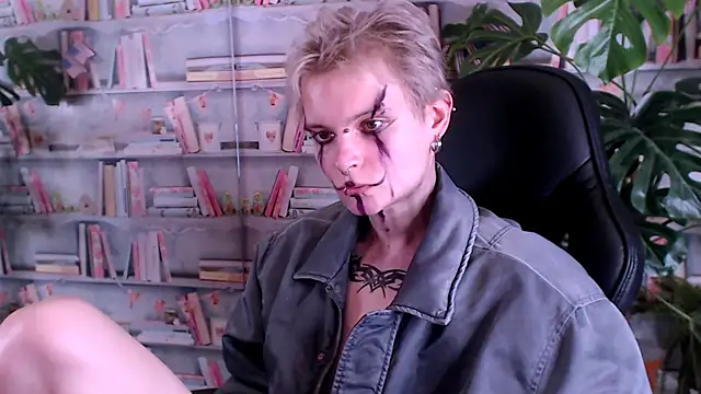 Snapshot of DemianEnglen chatting on 03-20-25, 02:29 DemianEnglen online show from 03-20-25, 02:29