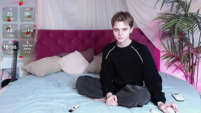 Snapshot of DemianEnglen chatting on 11-21-25, 11:04 DemianEnglen online show from 11-21-25, 11:04