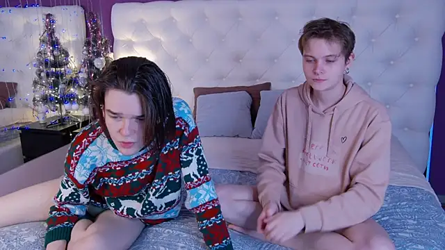 Snapshot of DemianEnglen chatting on 12-16-25, 12:31 DemianEnglen online show from 12-16-25, 12:31