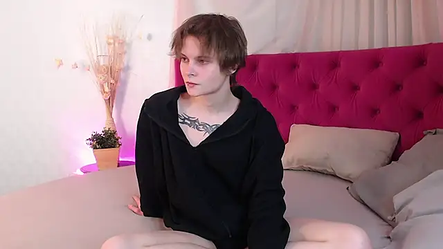 DemianEnglen online show from 04-12-26, 08:23