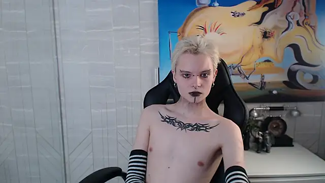 Snapshot of DemianEnglen chatting on 02-23-25, 12:19 DemianEnglen online show from 02-23-25, 12:19