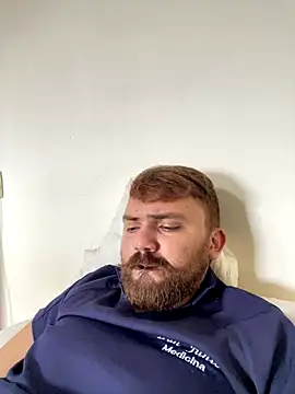 ruivinho66 online show from 10-28-25, 02:16