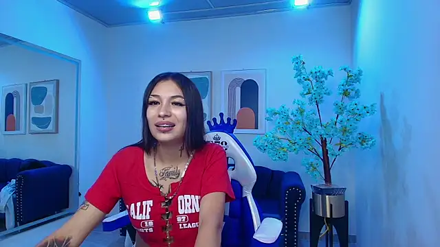 Snapshot of Charlotte_ethan chatting on 03-04-25, 03:33 Charlotte ethan online show from 03-04-25, 03:33