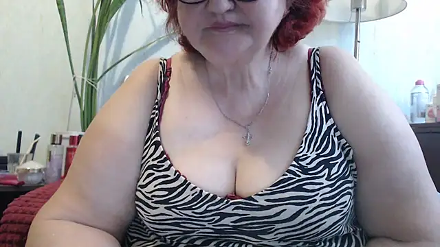 DeniseeRosea online show from 05-24-26, 08:25
