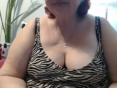 DeniseeRosea online show from 05-15-26, 06:28