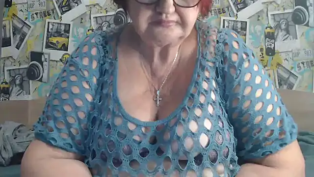 DeniseeRosea online show from 11-30-25, 11:38