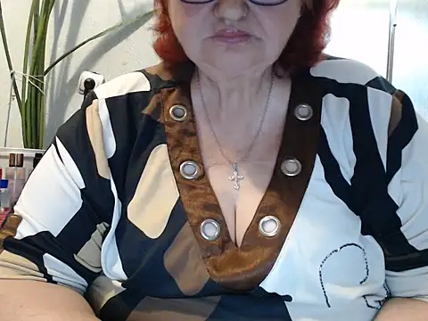 DeniseeRosea online show from 06-19-26, 06:03