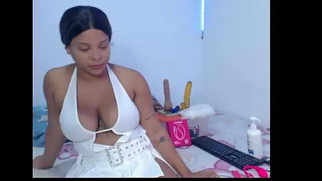 Snapshot of Ashley_Spicy chatting on 02-07-26, 02:47 Ashley Spicy online show from 02-07-26, 02:47