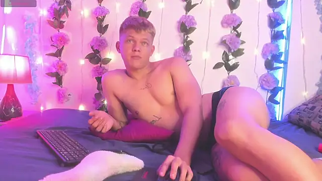 izan 20 online show from 04-17-26, 11:29