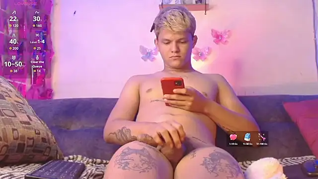 izan 20 online show from 01-14-26, 06:22