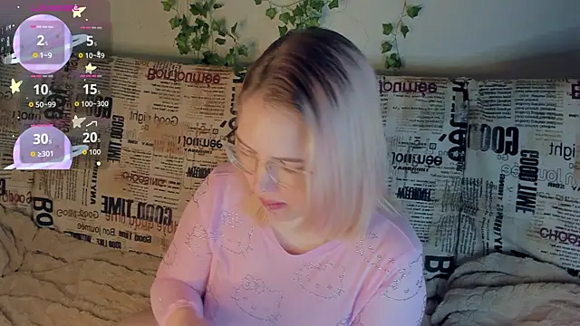 Manic pixie  online show from 09-19-25, 04:00