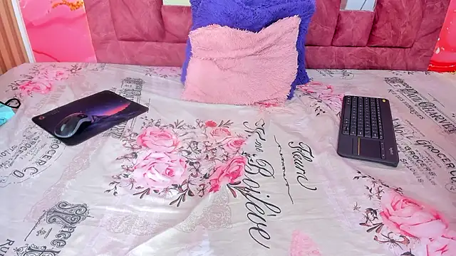 scarlett  evans  online show from 02-16-26, 06:50