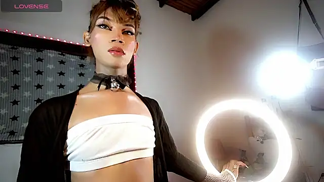 lucyangel 11 online show from 11-15-25, 04:49