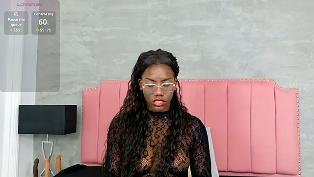 Alaia Colins online show from 05-23-26, 12:42