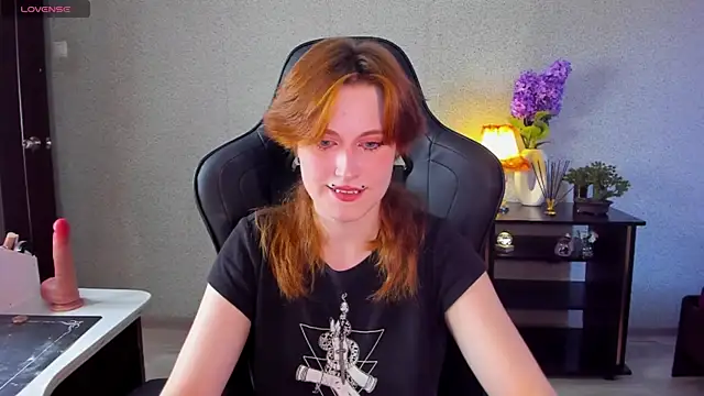 Snapshot of Jiffyyo chatting on 09-11-25, 09:20 Jiffyyo online show from 09-11-25, 09:20