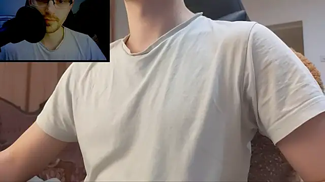 Snapshot of Moonsire1 chatting on 01-23-25, 01:19 Moonsire1 online show from 01-23-25, 01:19