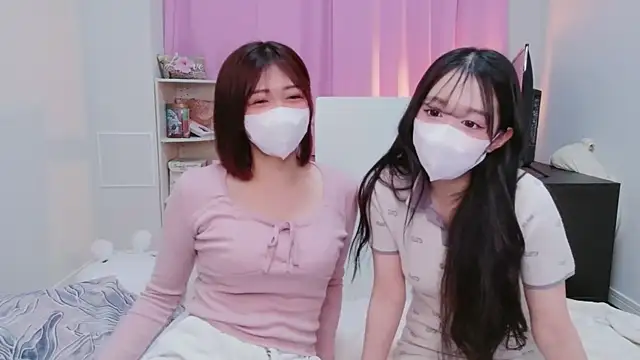 NA-KAREN-V8 online show from 03-06-26, 12:11