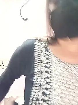 Snapshot of Simran-001 chatting on 06-10-26, 01:34 Simran-001 online show from 06-10-26, 01:34