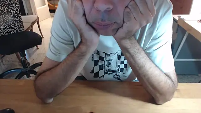 Snapshot of choice669 chatting on 09-09-25, 08:24 choice669 online show from 09-09-25, 08:24