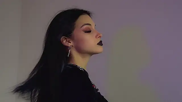 BeverlyMost online show from 11-11-25, 06:14