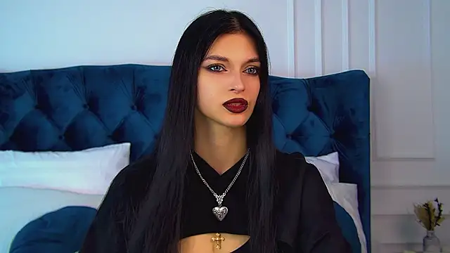 Snapshot of BeverlyMost chatting on 06-16-26, 06:41 BeverlyMost online show from 06-16-26, 06:41