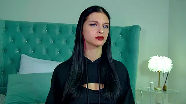 Snapshot of BeverlyMost chatting on 02-04-25, 09:49 BeverlyMost online show from 02-04-25, 09:49