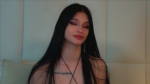 Snapshot of BeverlyMost chatting on 06-11-26, 03:03 BeverlyMost online show from 06-11-26, 03:03