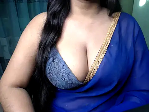 Snapshot of Saanviraa chatting on 11-16-25, 02:27 Saanviraa online show from 11-16-25, 02:27