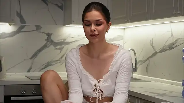 Sofa 01 online show from 11-02-25, 02:11