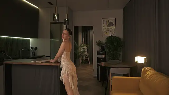 Sofa 01 online show from 03-28-26, 02:07