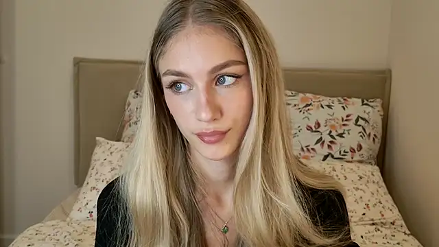 Snapshot of GabriellaOlsen chatting on 09-17-25, 10:28 GabriellaOlsen online show from 09-17-25, 10:28