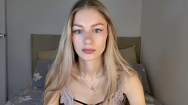 Snapshot of GabriellaOlsen chatting on 10-22-25, 09:31 GabriellaOlsen online show from 10-22-25, 09:31