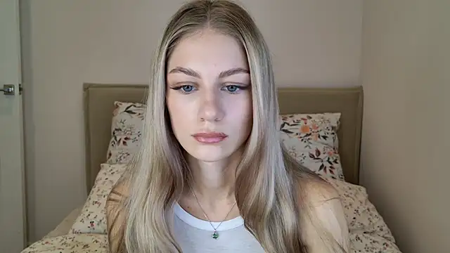 Snapshot of GabriellaOlsen chatting on 10-08-25, 09:55 GabriellaOlsen online show from 10-08-25, 09:55