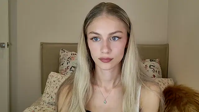 Snapshot of GabriellaOlsen chatting on 09-18-25, 01:58 GabriellaOlsen online show from 09-18-25, 01:58