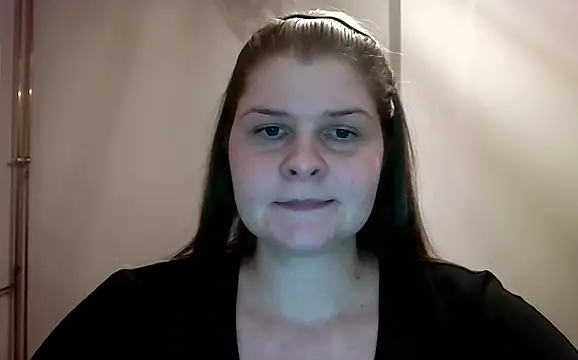 Snapshot of lovexCaroline chatting on 02-04-25, 05:55 lovexCaroline online show from 02-04-25, 05:55