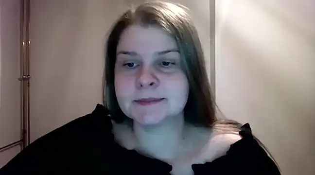 Snapshot of lovexCaroline chatting on 02-11-25, 05:50 lovexCaroline online show from 02-11-25, 05:50