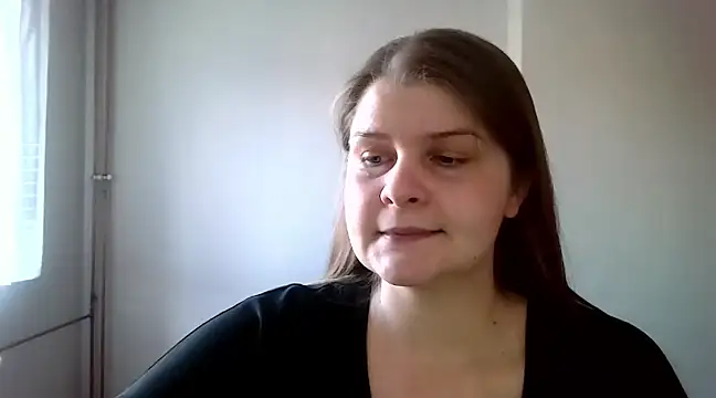 Snapshot of lovexCaroline chatting on 03-04-25, 02:42 lovexCaroline online show from 03-04-25, 02:42