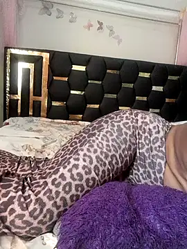 hottits25 online show from 02-07-25, 06:24