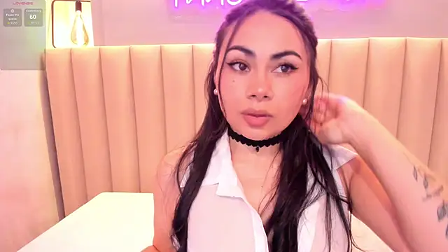 Naomymonroe  online show from 01-17-26, 09:40